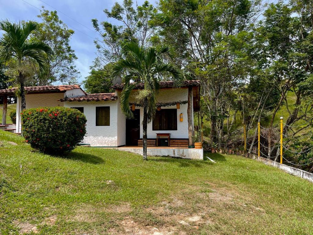 Hotel Candilejas Puerto Berrio Luaran gambar